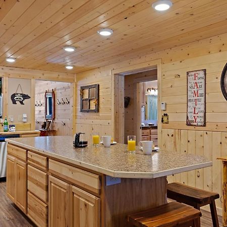 Huckleberry Hollow By Kabino Hot Tub Firepit Ps2 Satellite Grill Wifi Golf Course Айленд-Парк Екстер'єр фото
